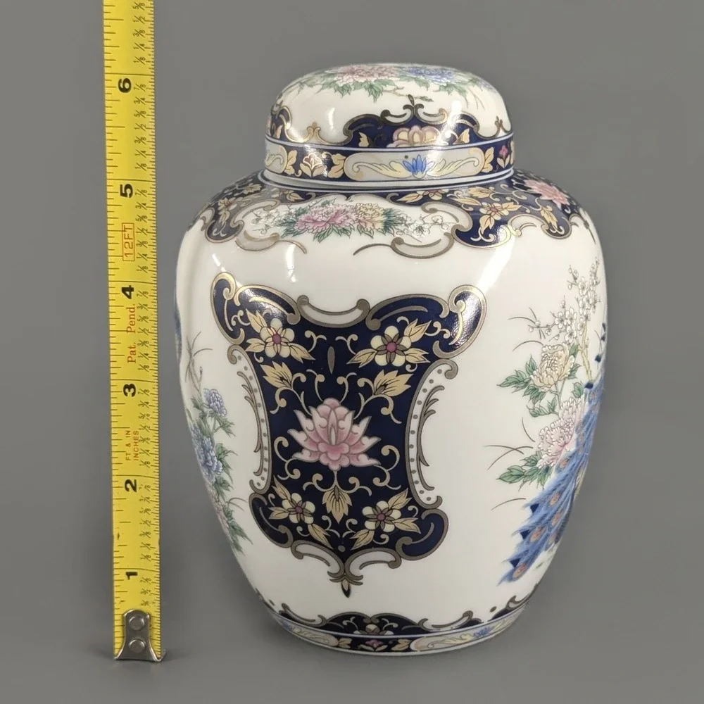 Toyo Japan Porcelain Ginger Jar Peacock Floral Gold Gilt Cobalt Blue 6 Inch